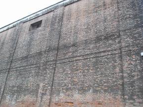 Il muro dello zuccherificio